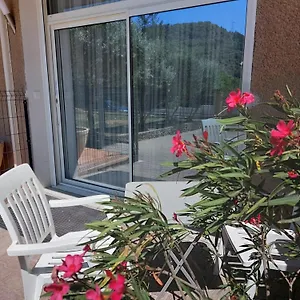  Appartement Souvenirs De Provence, Neuf 3 Etoiles
