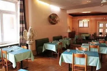 Hotel L'Aiglon Digne-les-Bains 2*,